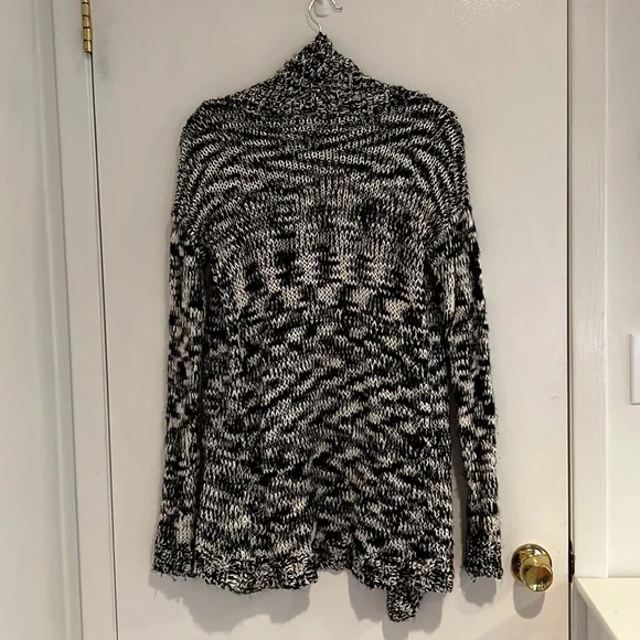 Garage- Black & White Sweater - Picture 2 of 4